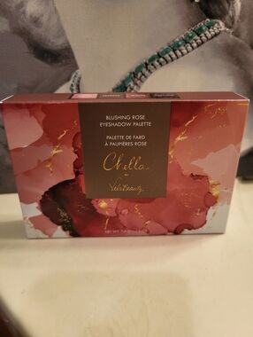 Chella + VelaBeauty Blushing Rose Eyeshadow Palette